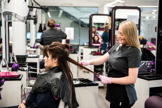 Why Should You Consider Joining Hairdressing Courses Melbourne 